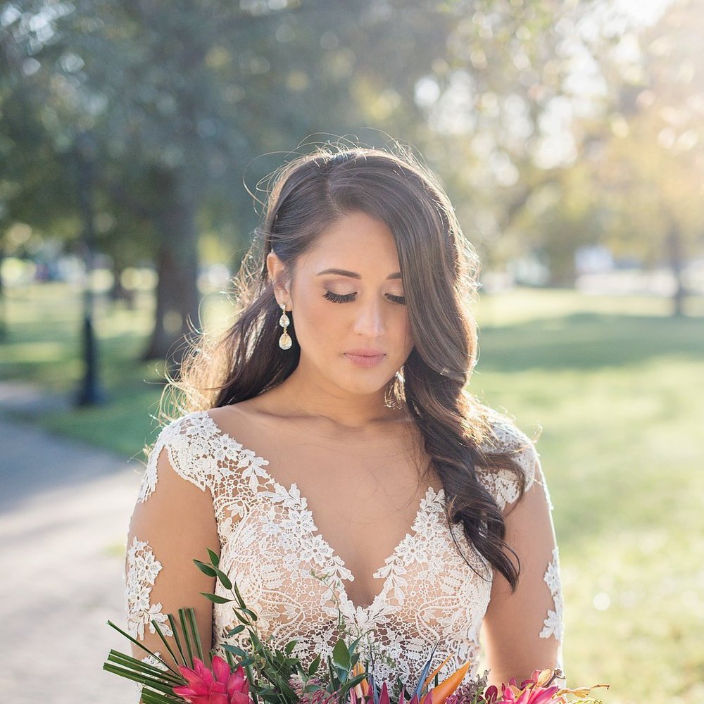 Lindsay Marie - Evaline Drop Earrings (brand new)